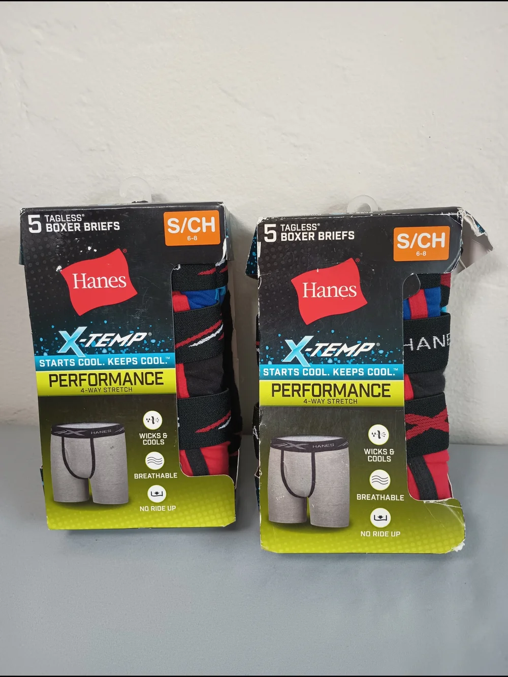 Hanes Boys' Tagless X-Temp Performance Boxer Briefs Underwear